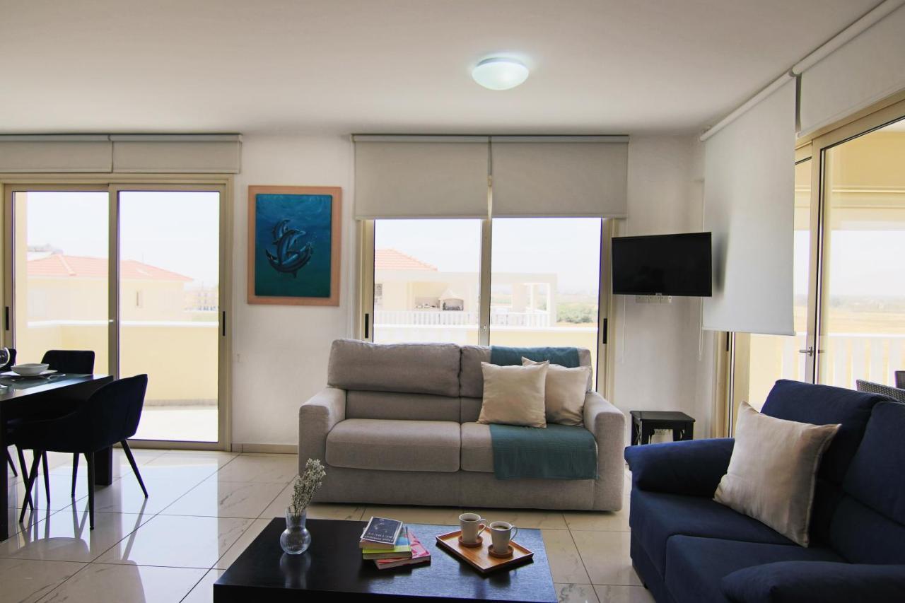 Seaside Luxury Flat Pervoliaアパートメント エクステリア 写真